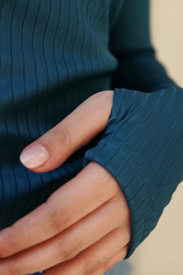 Basic shirt with long seleeves - Image 5