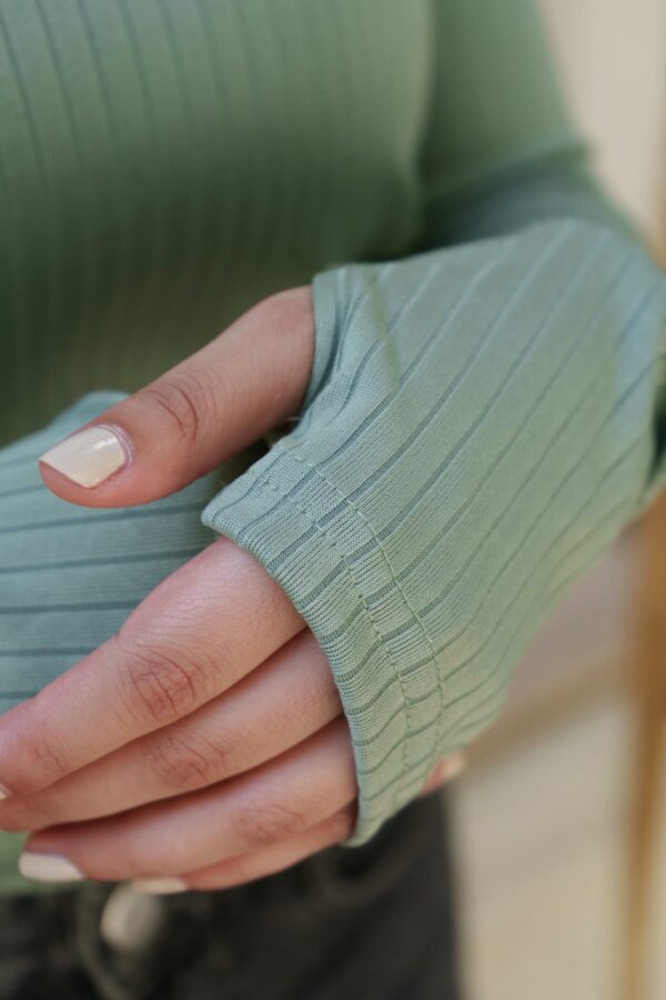 Basic shirt with long seleeves - Image 12